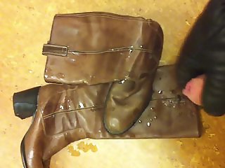 cum brown boots