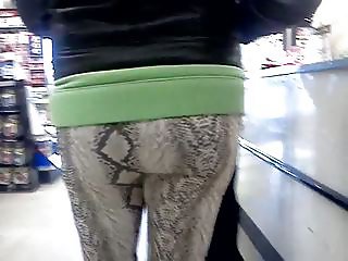 nice tiny booty in leggins shopping