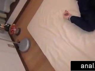 teen in bondage gets pussy wet